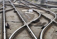 Al dagen minder treinen tussen Amsterdam en Utrecht door kapotte wissels