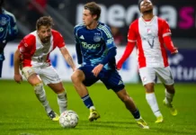 Jong Ajax laat kansen onbenut en houdt punt over aan uitduel met FC Emmen