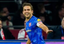 FC Twente passeert Ajax door winst in Amsterdam • NEC blijft jagen op CL-ticket