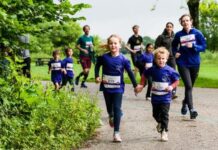 Indische Buurt Run verbindt Amsterdam Oost door sport en ontmoeting